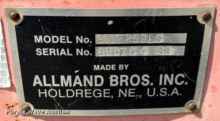 image for item MU9958 Allmand Bros 96SE253LS message board trailer