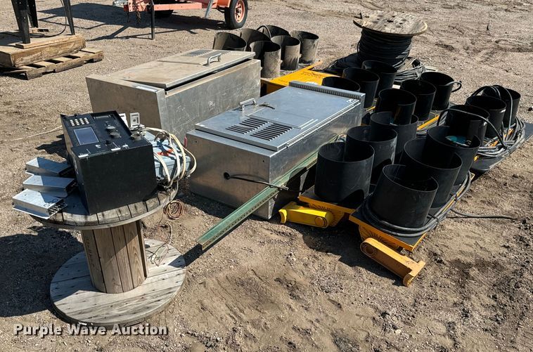 image for item MU9960 Traffic signal components