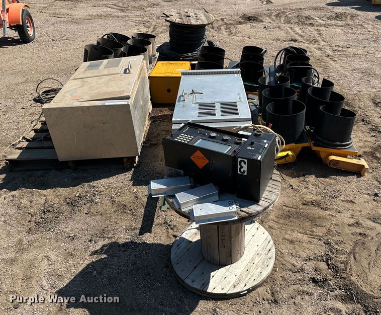 image for item MU9960 Traffic signal components