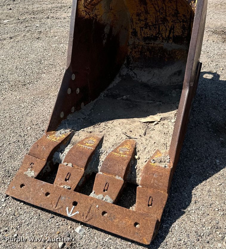 image for item MU9961 (2) buckets