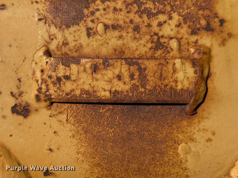 image for item MU9961 (2) buckets