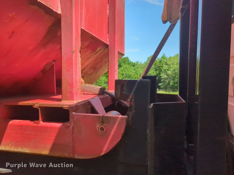 image for item NG9976 2005 Mack  CV713 Granite  roll-off container truck