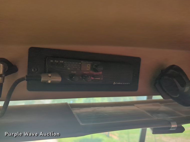 image for item NG9976 2005 Mack  CV713 Granite  roll-off container truck