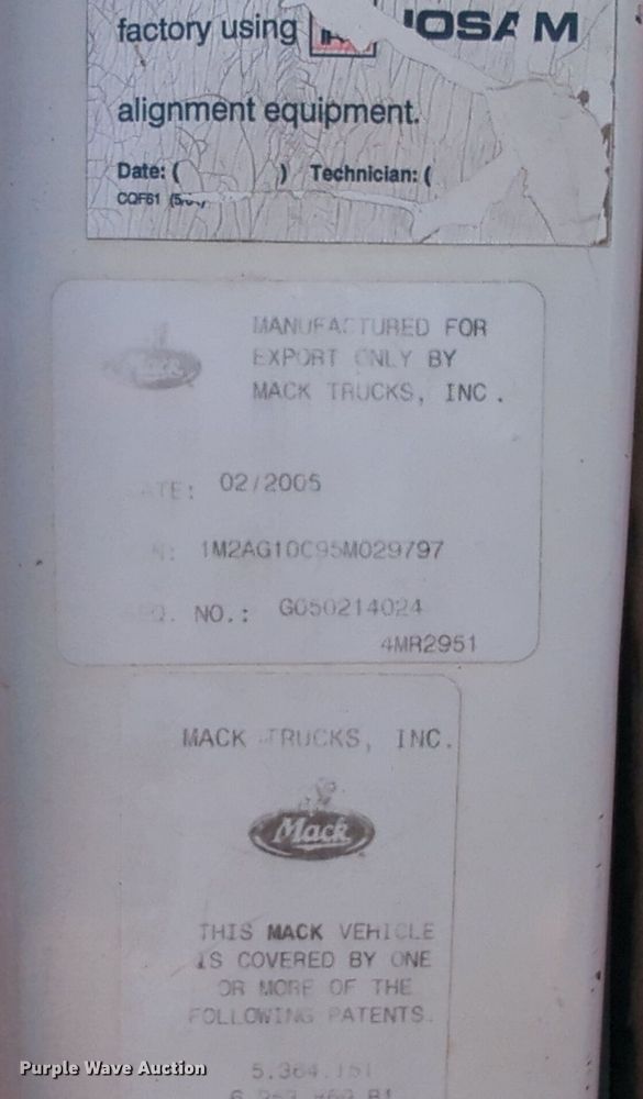 image for item NG9976 2005 Mack  CV713 Granite  roll-off container truck