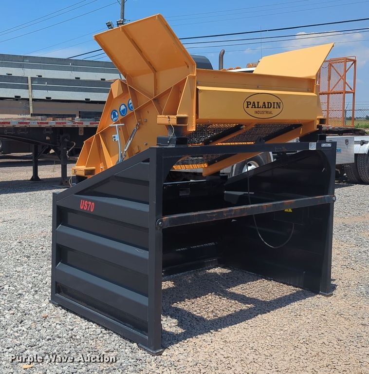 image for item NG9981 Paladin US70 vibratory screen