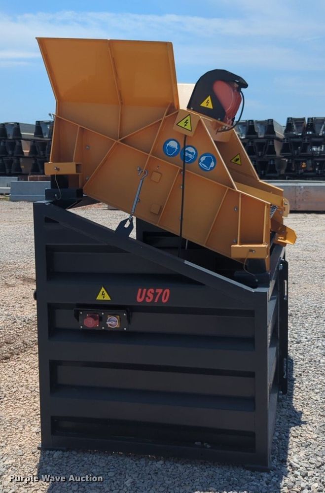 image for item NG9981 Paladin US70 vibratory screen