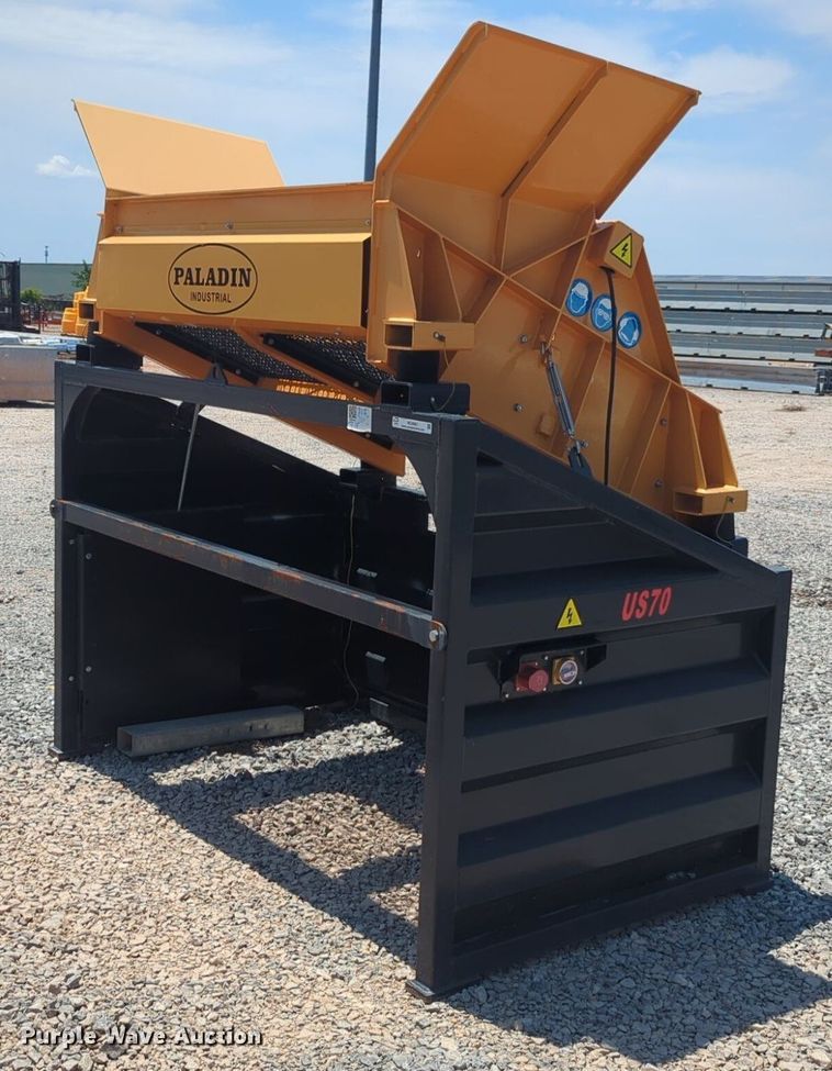 image for item NG9981 Paladin US70 vibratory screen