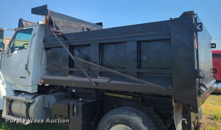image for item NG9991 2008 Sterling  L8500 dump truck