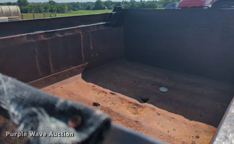 image for item NG9991 2008 Sterling  L8500 dump truck