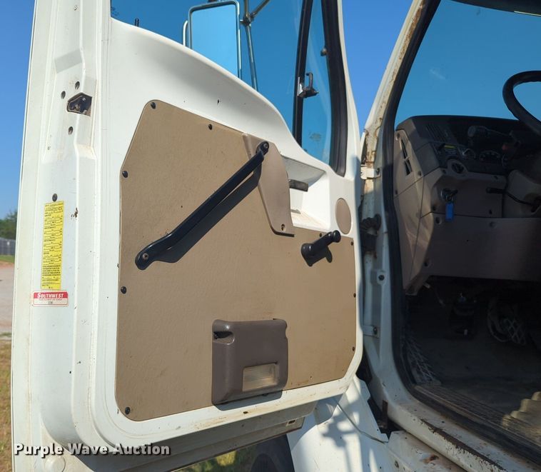 image for item NG9991 2008 Sterling  L8500 dump truck