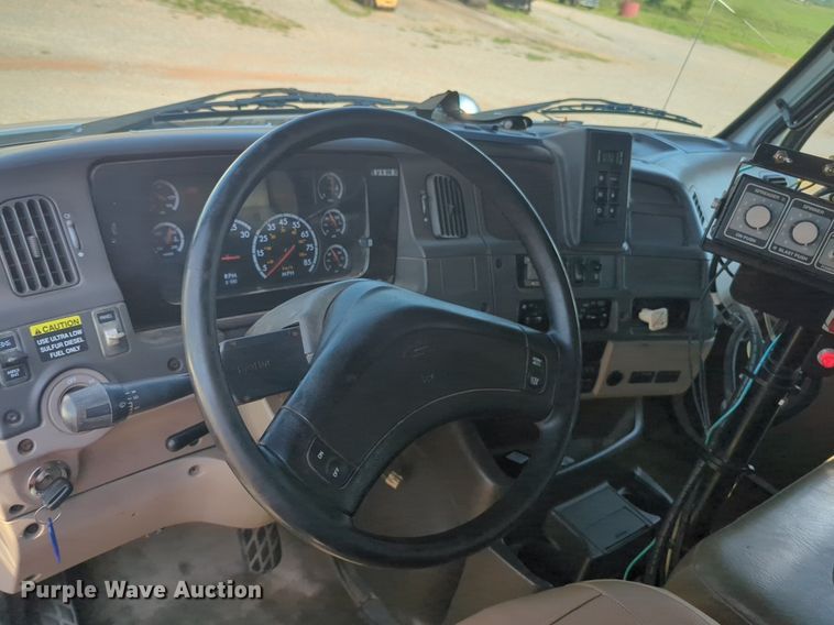 image for item NG9991 2008 Sterling  L8500 dump truck