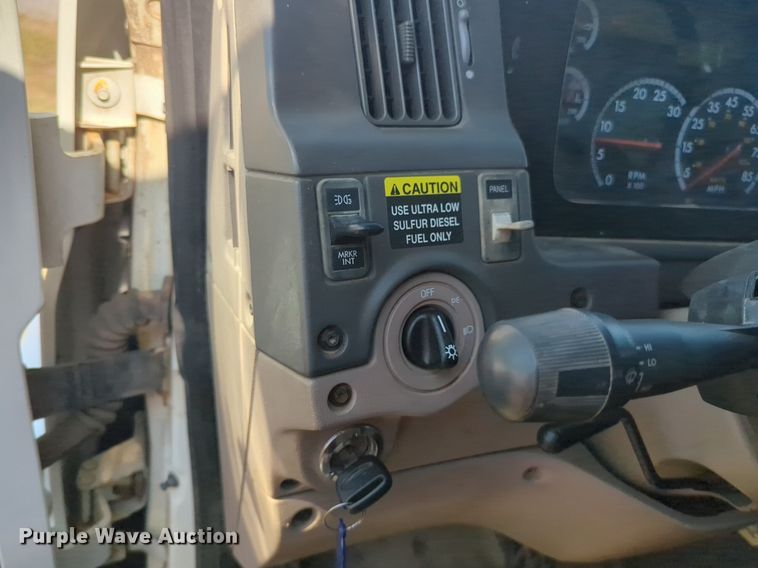 image for item NG9991 2008 Sterling  L8500 dump truck