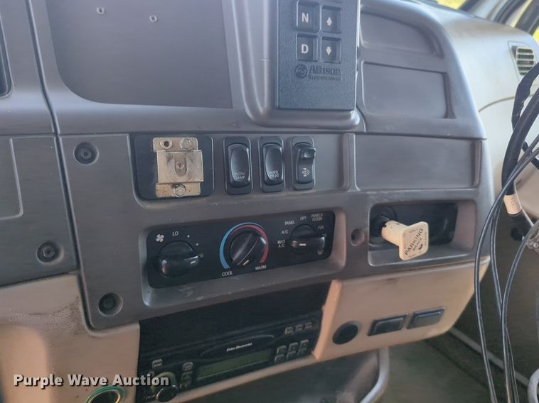 image for item NG9991 2008 Sterling  L8500 dump truck