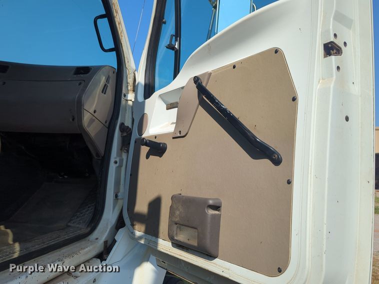 image for item NG9991 2008 Sterling  L8500 dump truck