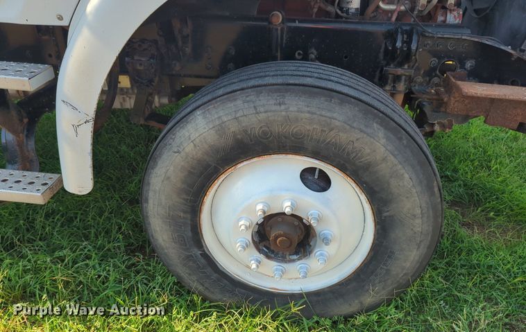 image for item NG9991 2008 Sterling  L8500 dump truck