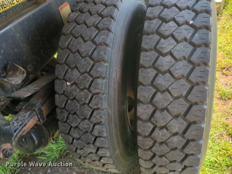 image for item NG9991 2008 Sterling  L8500 dump truck