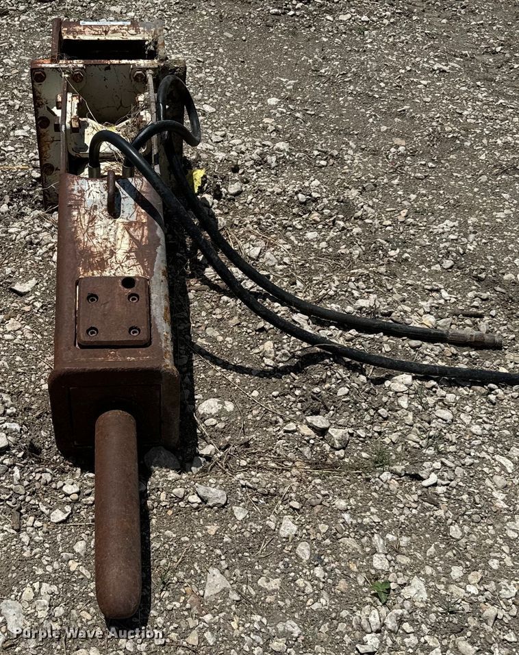 image for item NQ9652 Breaker