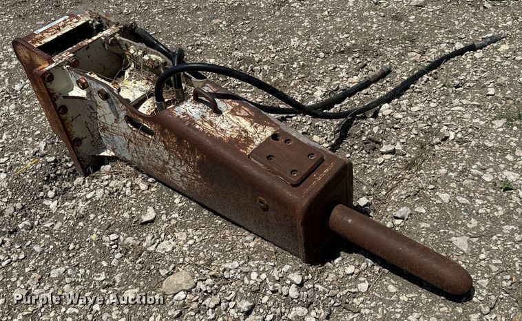 image for item NQ9652 Breaker