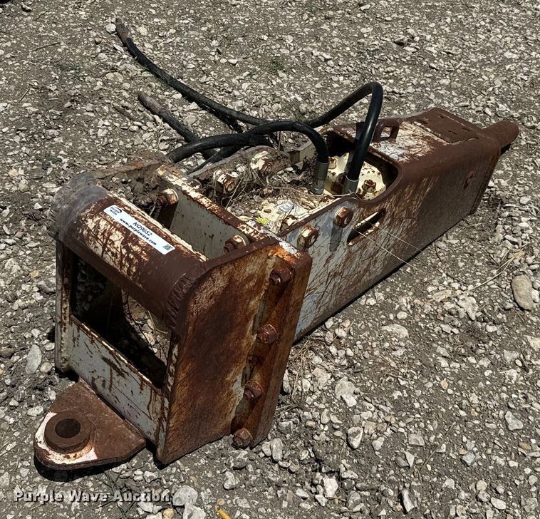 image for item NQ9652 Breaker