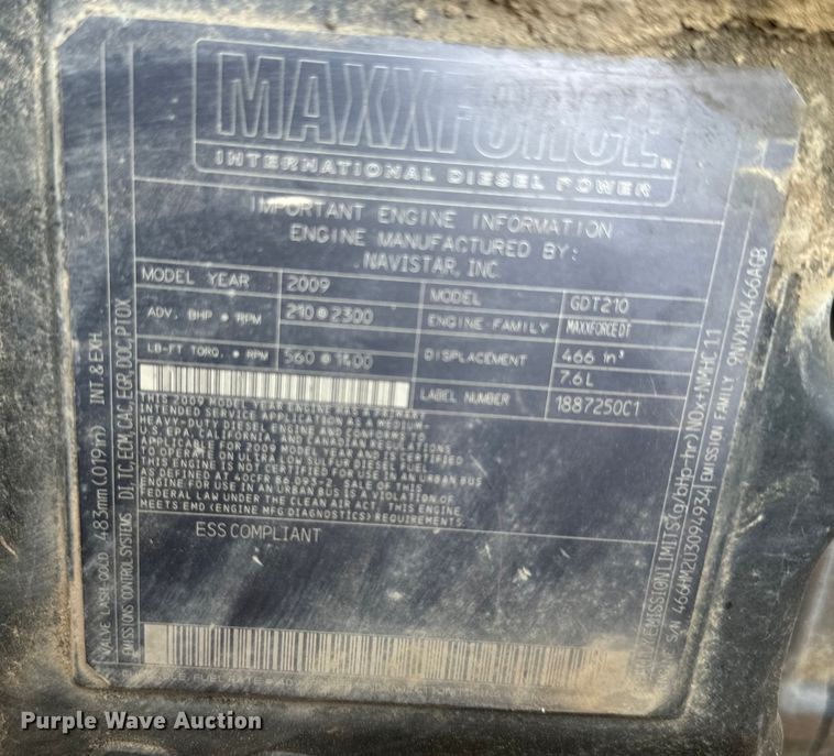 image for item NQ9653 2011 International  DuraStar 4300 truck cab and chassis