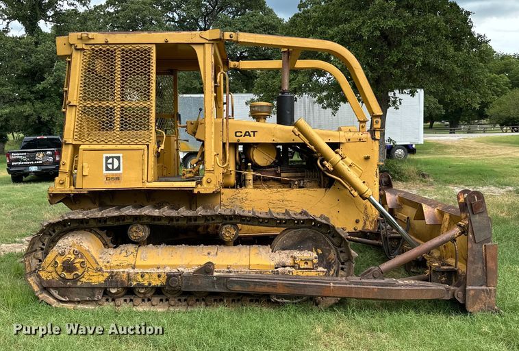image for item NQ9667 Caterpillar  D5 dozer