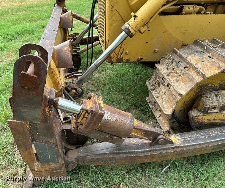 image for item NQ9667 Caterpillar  D5 dozer