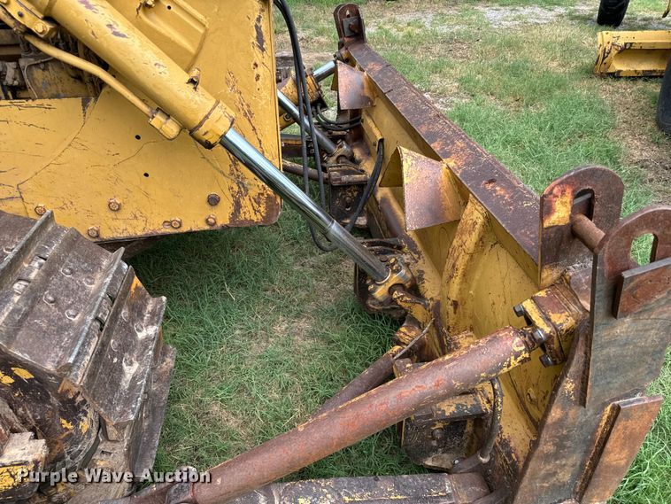 image for item NQ9667 Caterpillar  D5 dozer