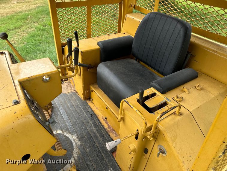 image for item NQ9667 Caterpillar  D5 dozer