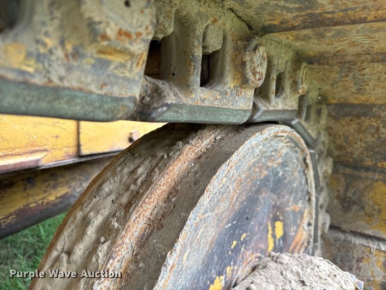 image for item NQ9667 Caterpillar  D5 dozer
