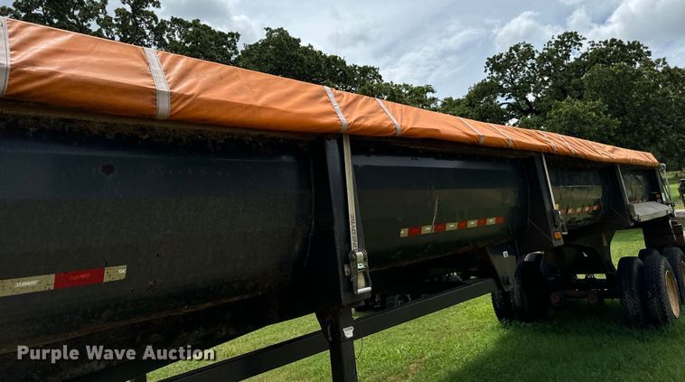 image for item NQ9669 2005 Clement Starlite end dump trailer