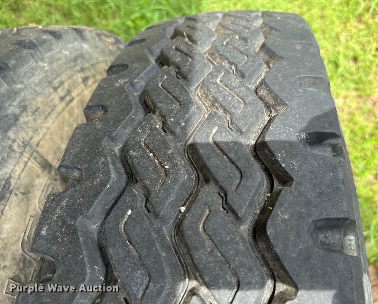 image for item NQ9669 2005 Clement Starlite end dump trailer