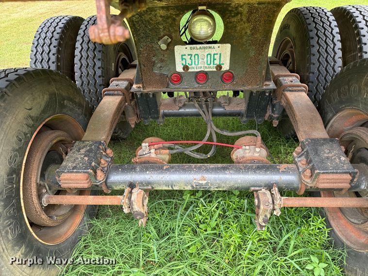 image for item NQ9669 2005 Clement Starlite end dump trailer