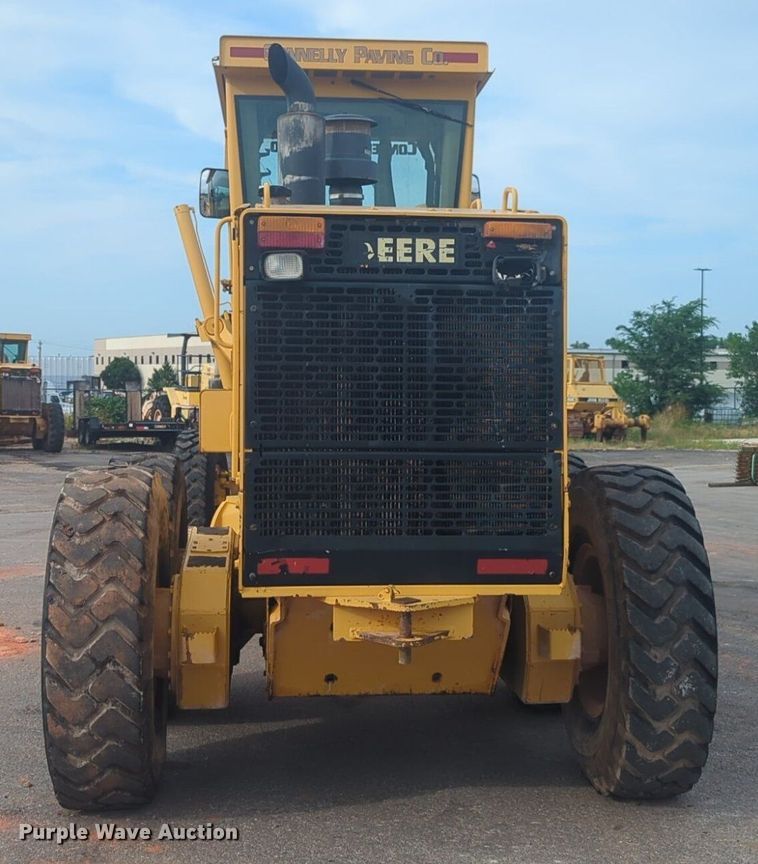 image for item NW9544 1999 John Deere 770CH motor grader