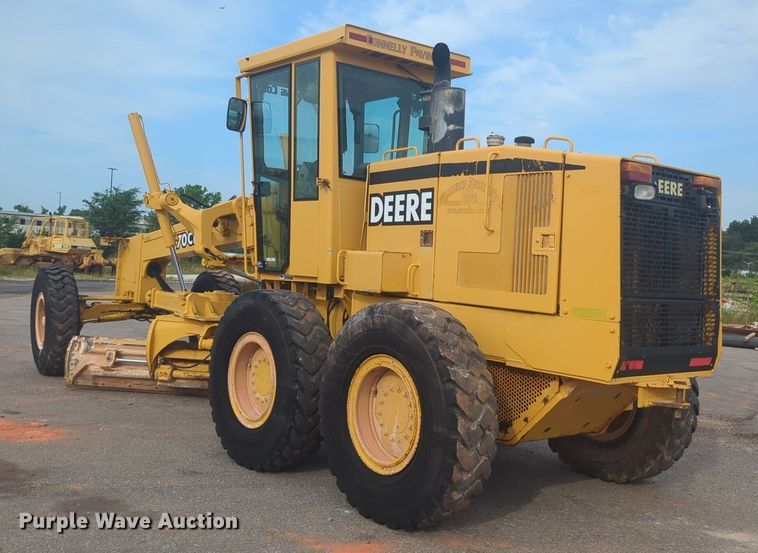 image for item NW9544 1999 John Deere 770CH motor grader