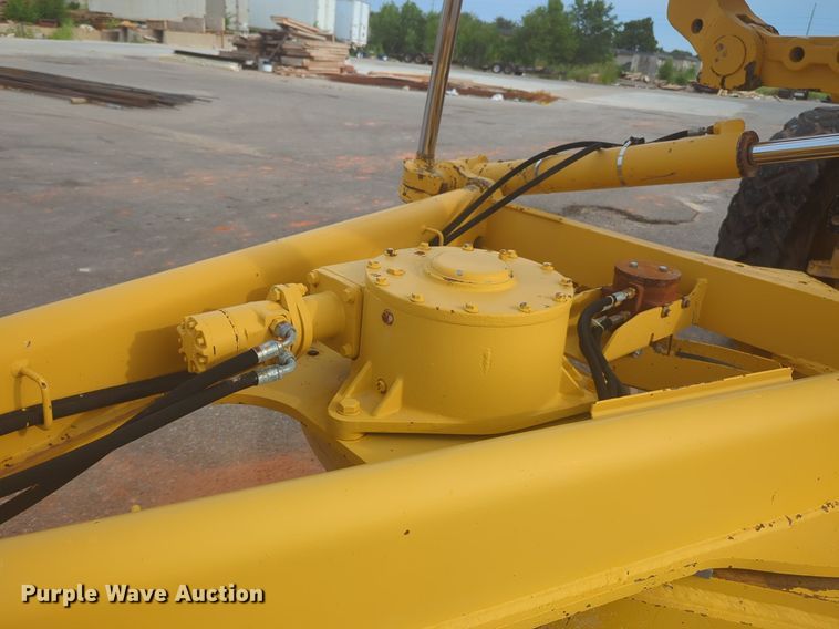 image for item NW9544 1999 John Deere 770CH motor grader