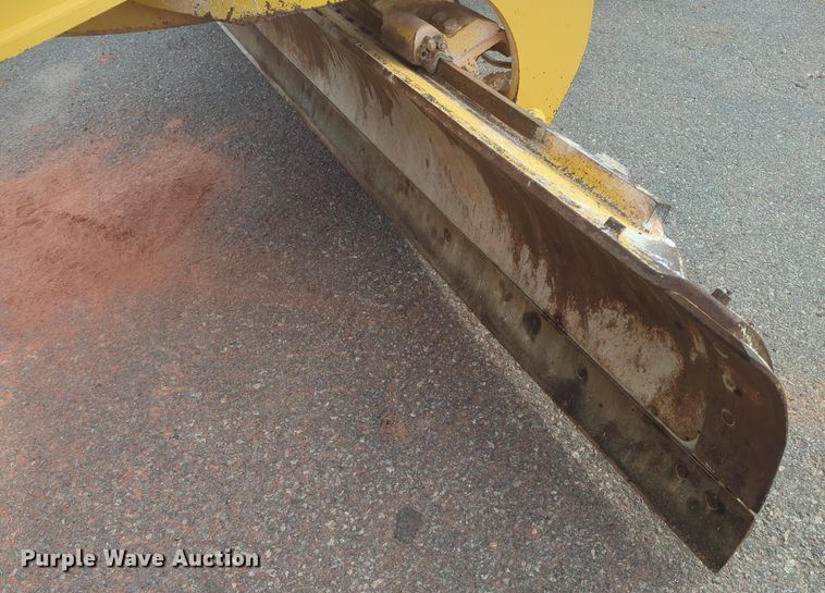 image for item NW9544 1999 John Deere 770CH motor grader