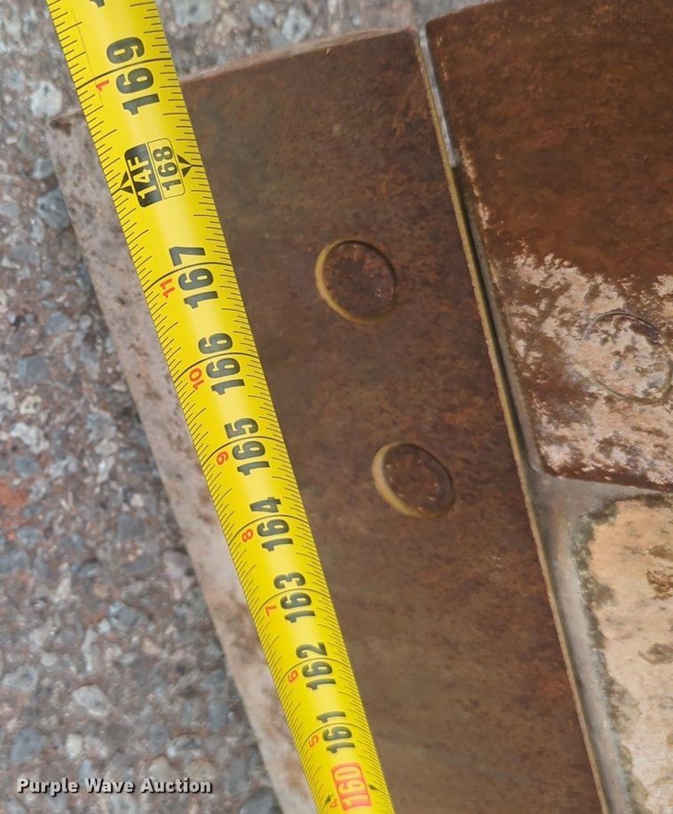 image for item NW9544 1999 John Deere 770CH motor grader