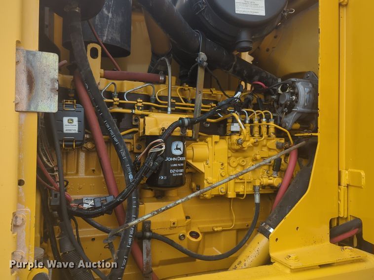 image for item NW9544 1999 John Deere 770CH motor grader