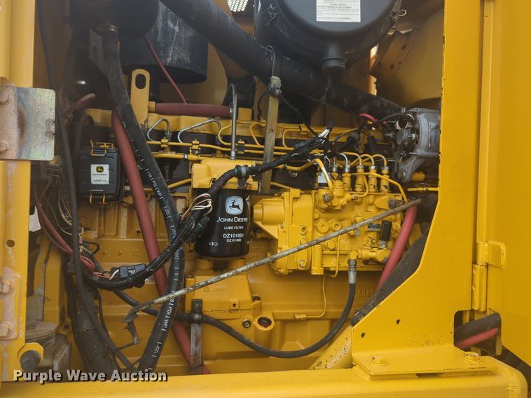 image for item NW9544 1999 John Deere 770CH motor grader