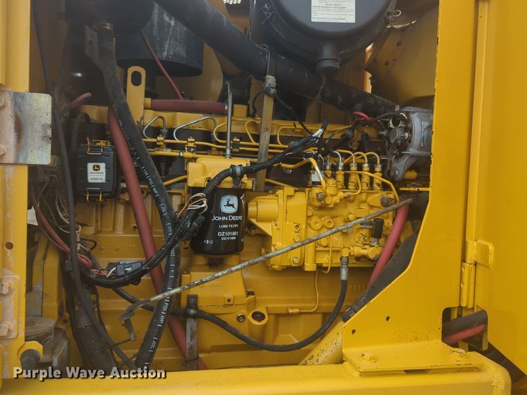 image for item NW9544 1999 John Deere 770CH motor grader