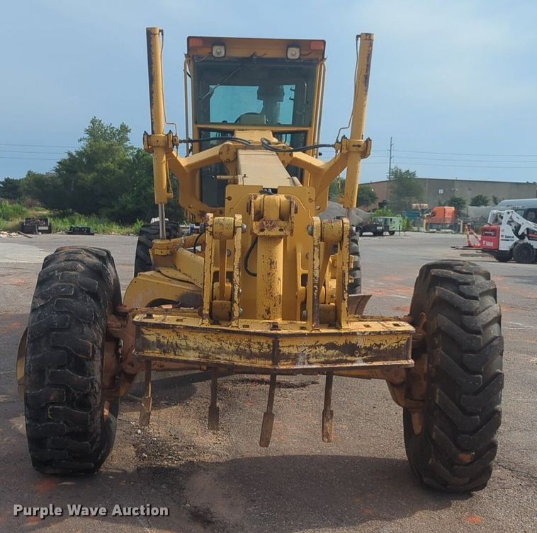 image for item NW9545 1997 John Deere 770CH motor grader