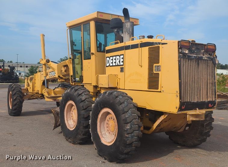 image for item NW9545 1997 John Deere 770CH motor grader