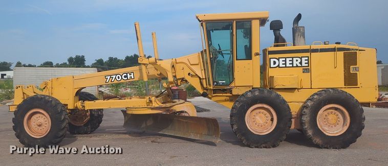 image for item NW9545 1997 John Deere 770CH motor grader
