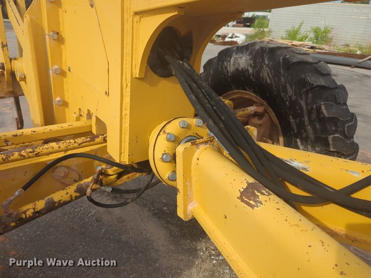 image for item NW9545 1997 John Deere 770CH motor grader