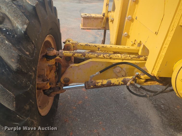 image for item NW9545 1997 John Deere 770CH motor grader