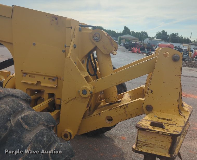 image for item NW9545 1997 John Deere 770CH motor grader