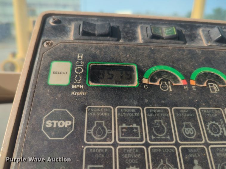 image for item NW9545 1997 John Deere 770CH motor grader