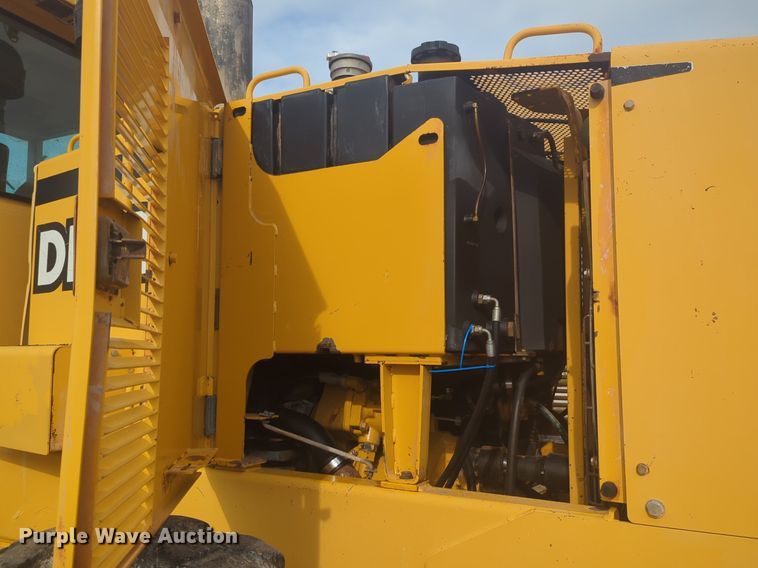 image for item NW9545 1997 John Deere 770CH motor grader