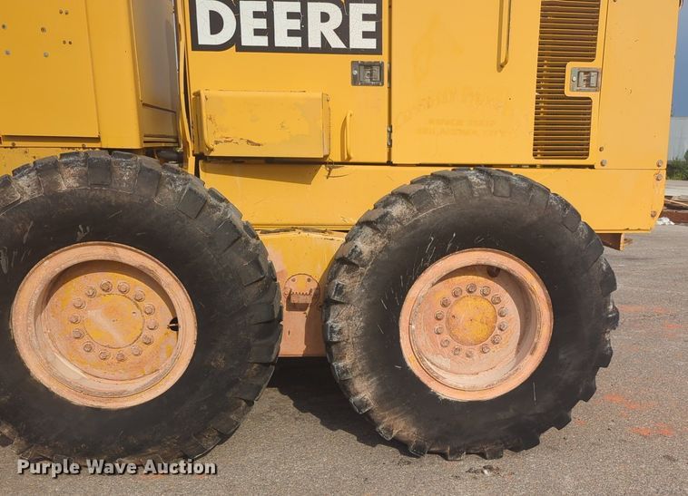 image for item NW9545 1997 John Deere 770CH motor grader