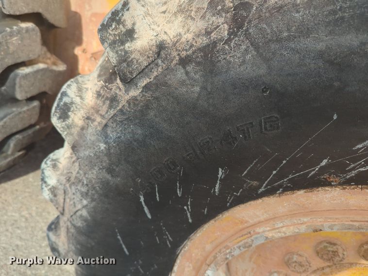 image for item NW9545 1997 John Deere 770CH motor grader